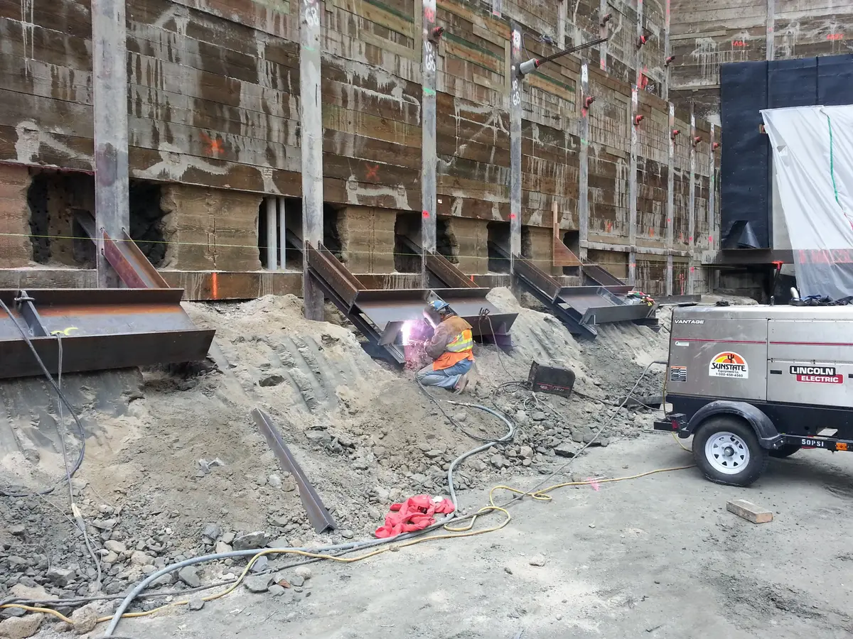 Raker Waler Installation
